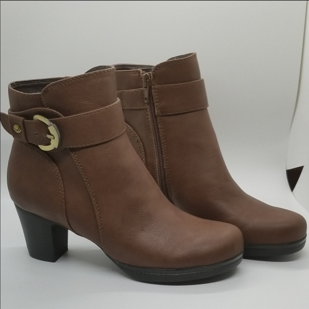 ♦️SOLD♦️Life Stride keepsake ankle boots 👢 (NWOT) - Picture 2 of 6